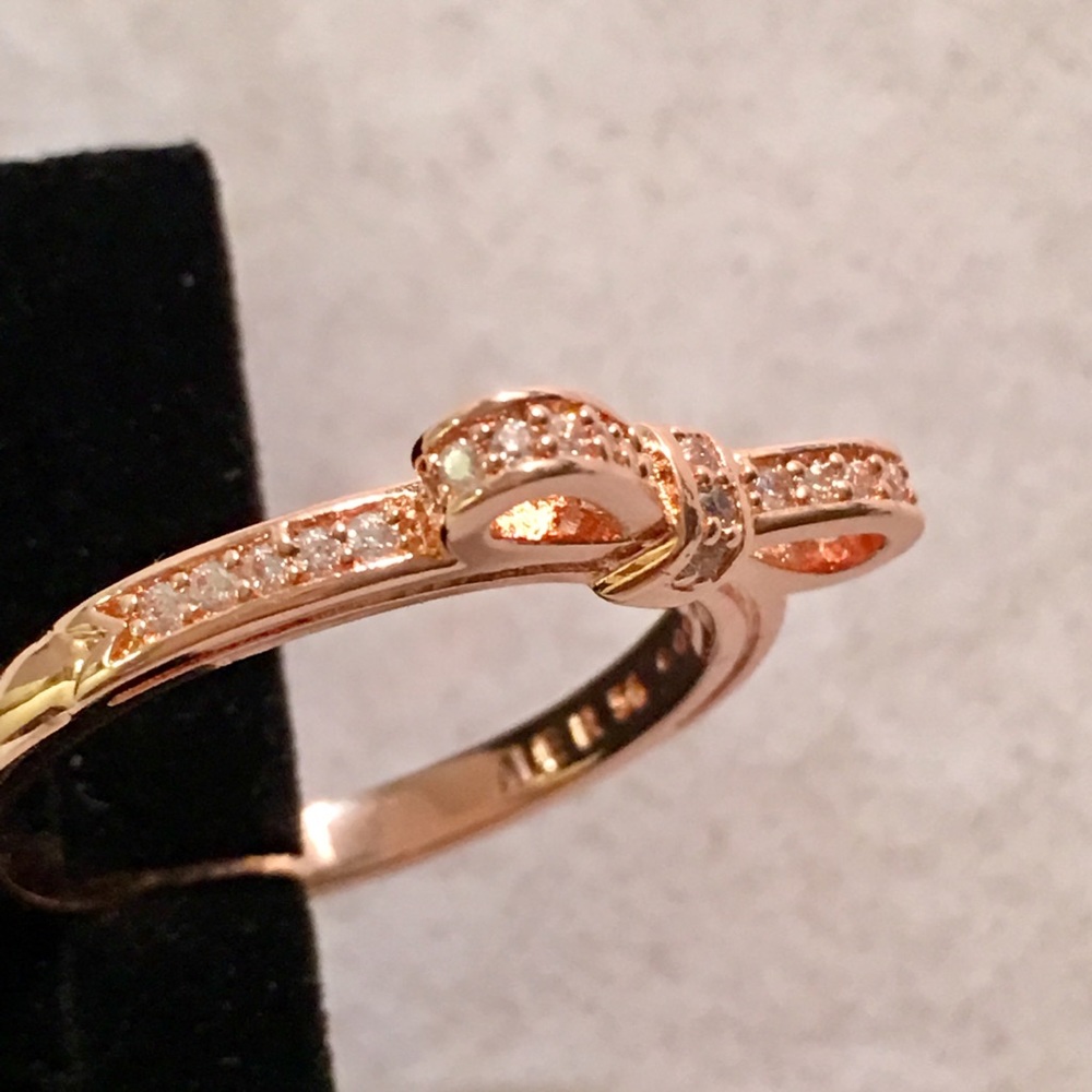 Pandora Rose Sparkling Bow Ring Size 56 (7.5)